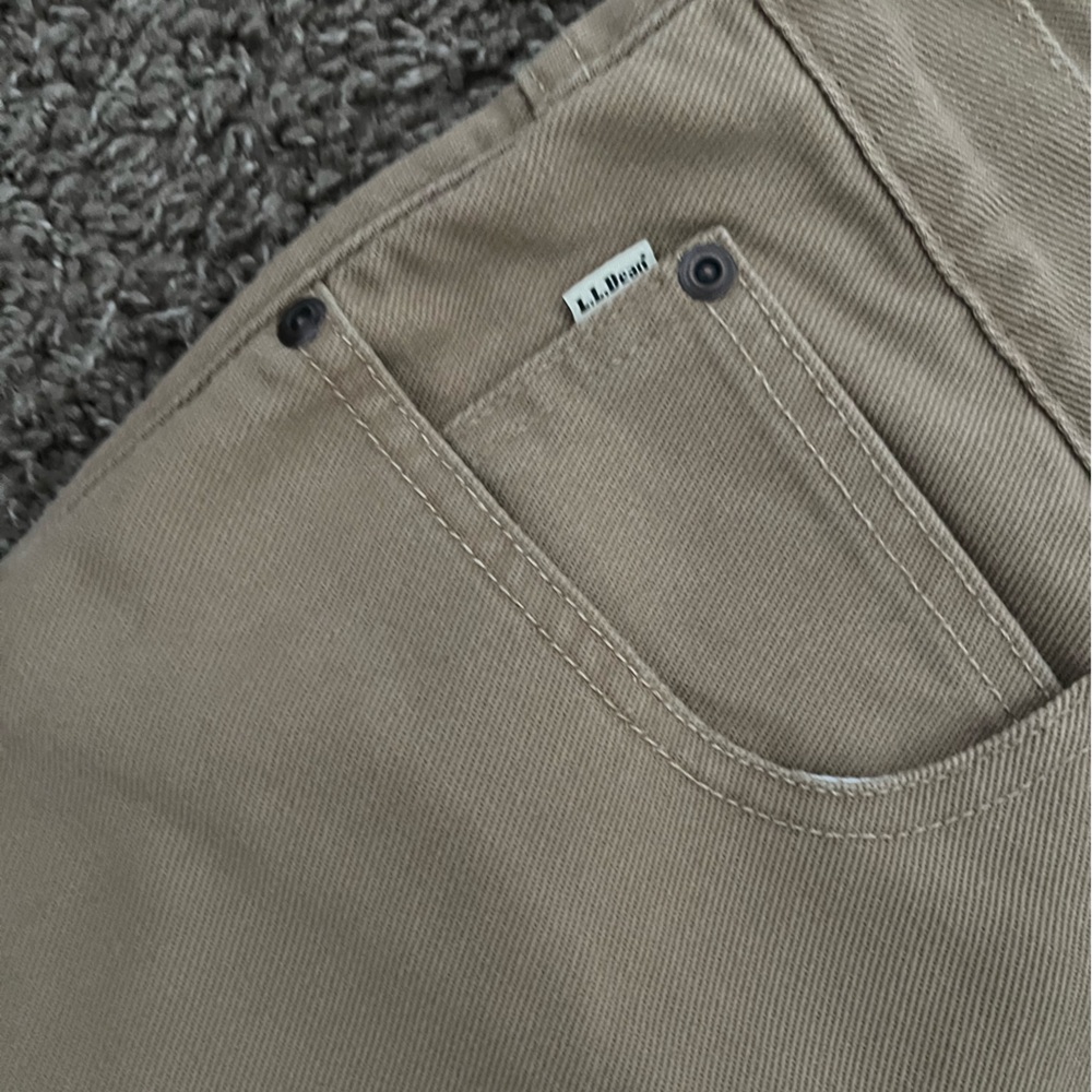 L.L. Bean Khaki Jeans Size 42 – Classic Fit Flannel Lined Workwear - Picture 4 of 9